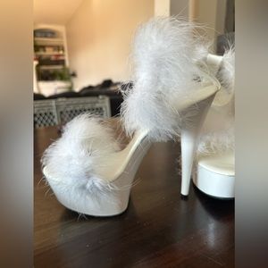 BRAND NEW white 5-6 inch heel with feathers